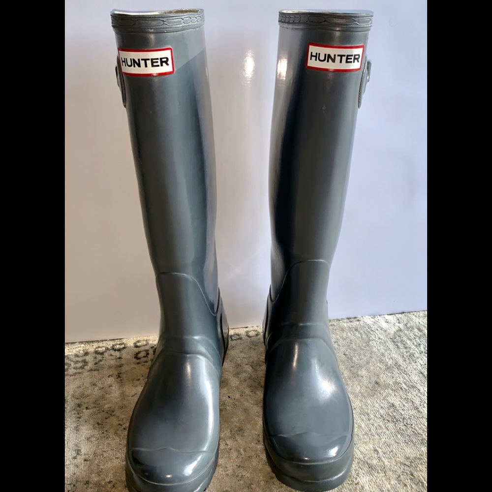 Hunter rain boots tall, slate grey, glossy.